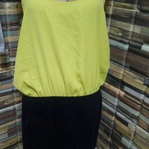 - Fox Green and Yellow Sleeveless Mini Dress